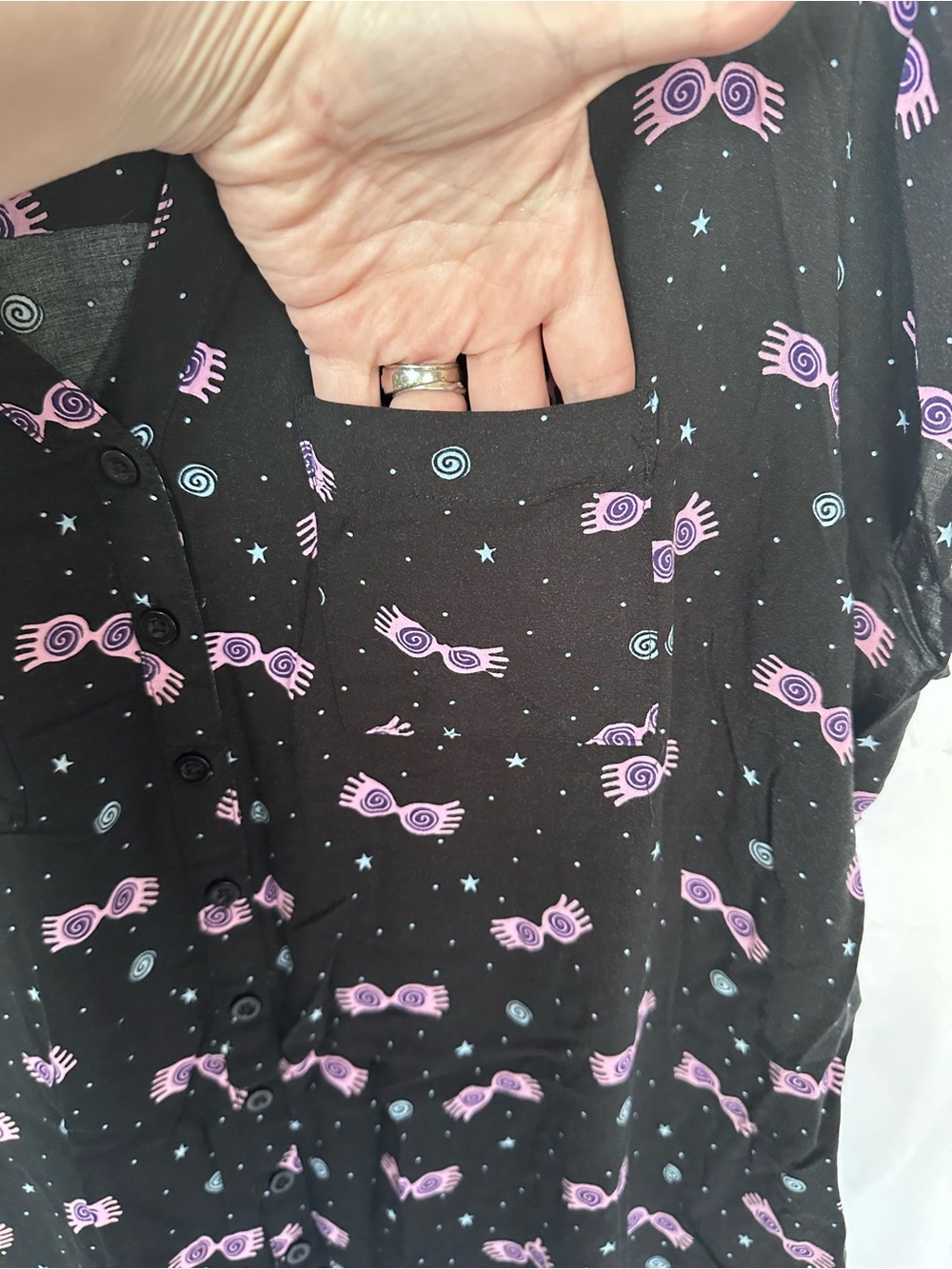 Torrid 1 (14/16) Harry Potter Luna Lovegood Button Up Challis Top Shirt - Picture 4 of 9